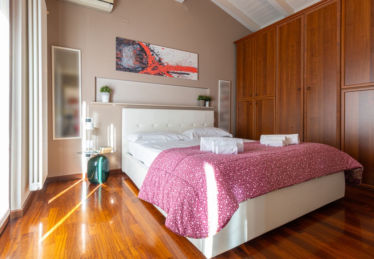 Appartamento a Desenzano del Garda - Maison Blanchette-BGL