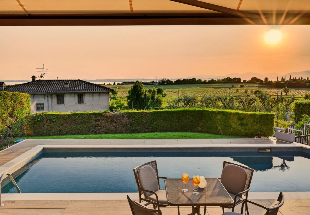 Villa a Lazise - Regarda - Villa Celebrity con vista lago e piscina