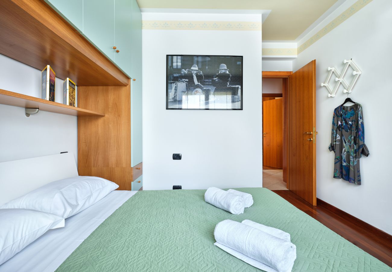 Appartamento a Bardolino - Regarda - La Casa di Fido con 3 camere, 2 bagni, giardino recintato