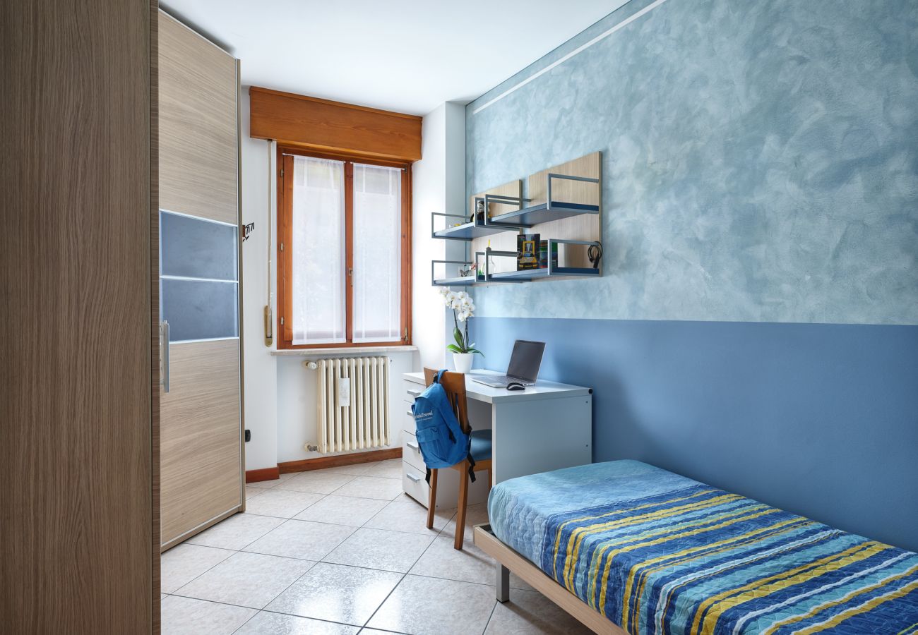 Appartamento a Bardolino - Regarda - La Casa di Fido con 3 camere, 2 bagni, giardino recintato