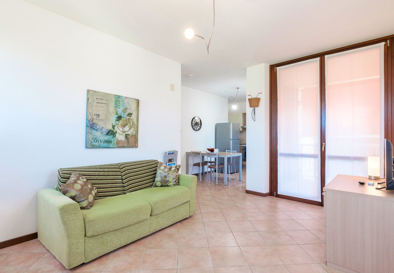 Appartamento a Lazise - Regarda - Bike apartment Miralago 2 con piscina e vista lago,  parcheggio biciclette