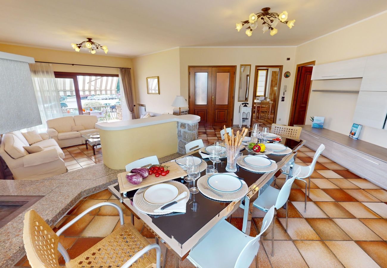 Villa a Puegnago sul Garda - VILLA FIORITA