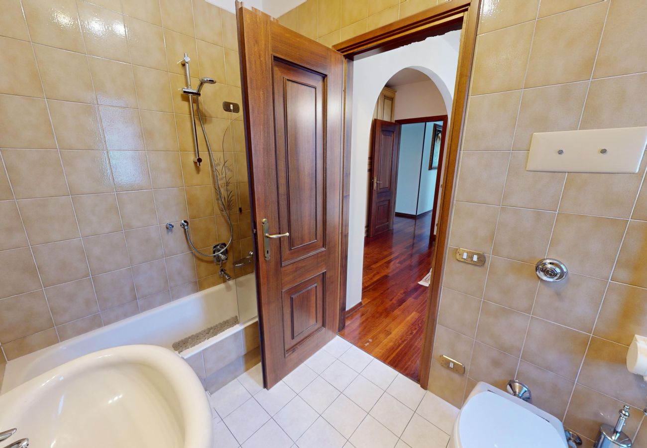 Villa a Puegnago sul Garda - VILLA FIORITA