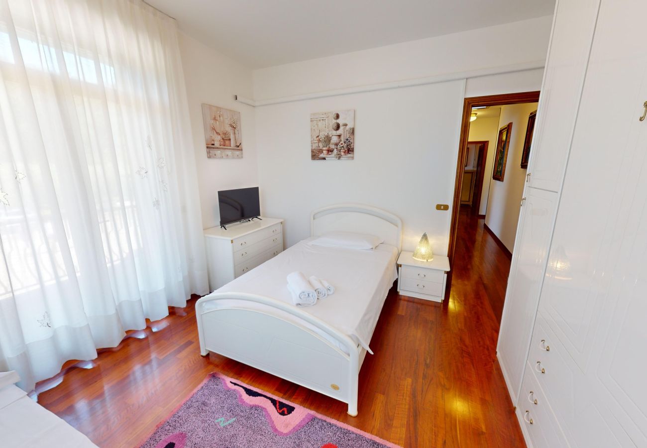 Villa a Puegnago sul Garda - VILLA FIORITA