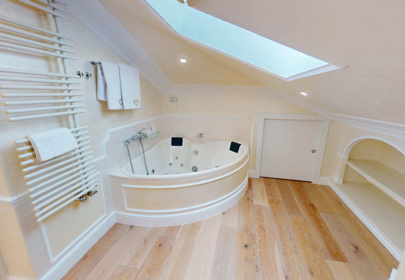 Villa a Salò - Villa Diamante BGL