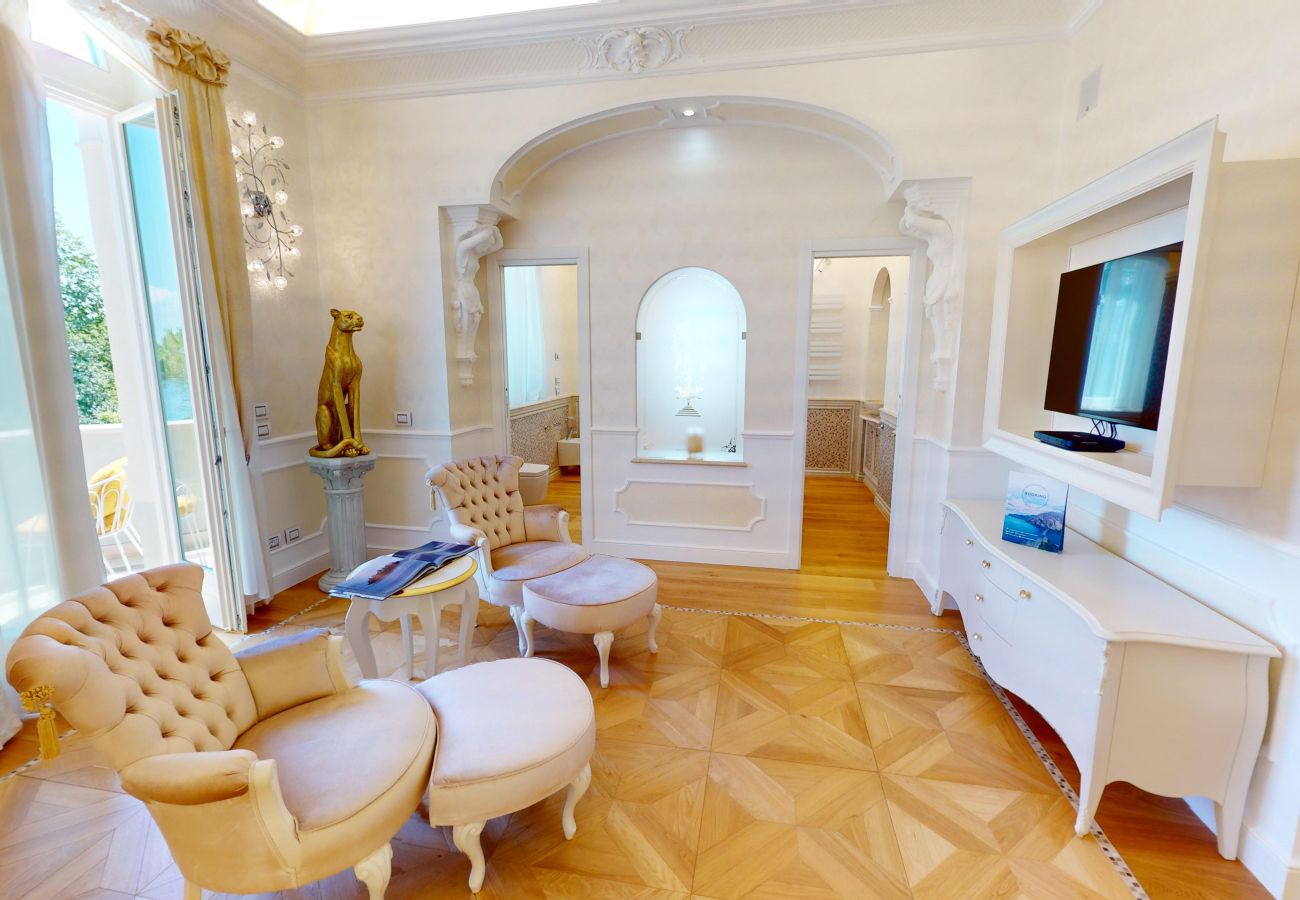 Villa a Salò - Villa Diamante BGL