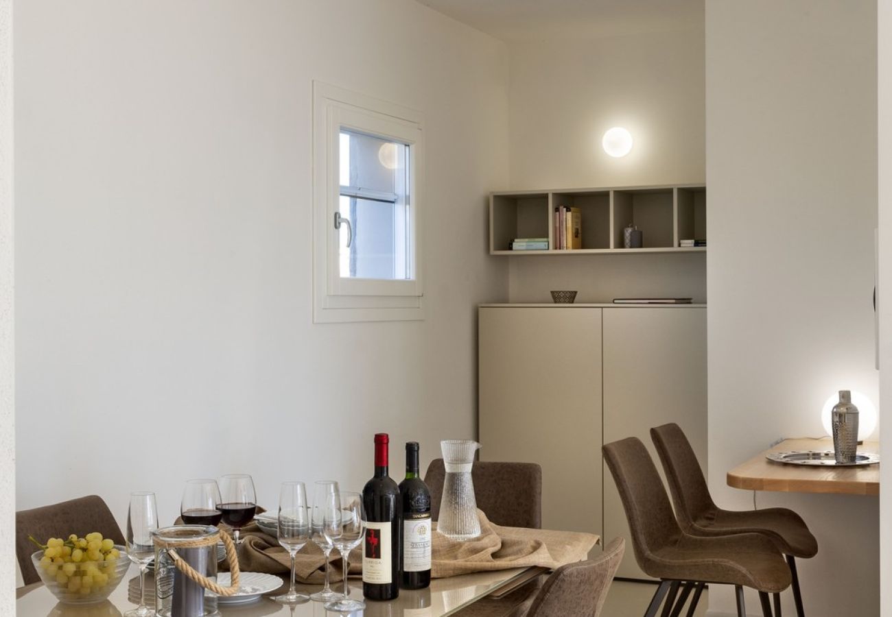 Villa a Alghero - Villa Kylo - villa di lusso con piscina sul mare ad Alghero