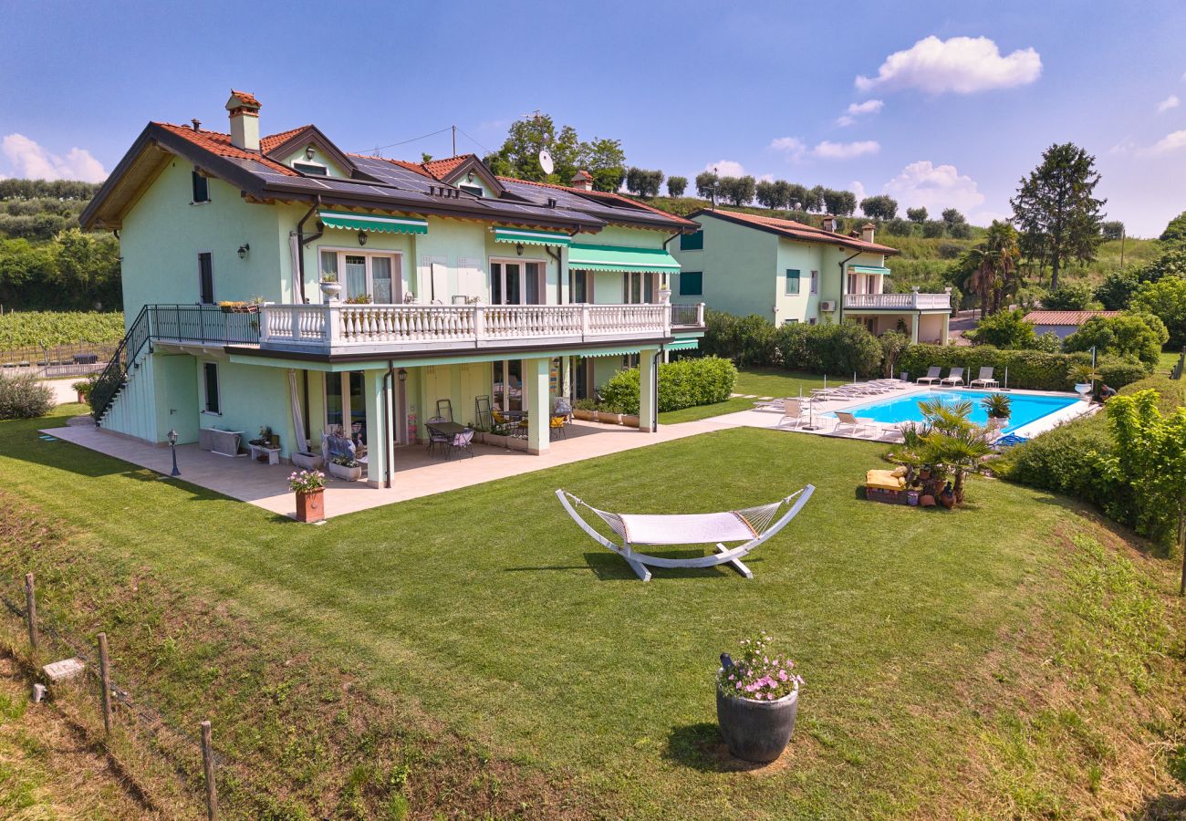 Appartamento a Pastrengo - Residenza Pastrengo - app. Lillà con piscina e terrazza