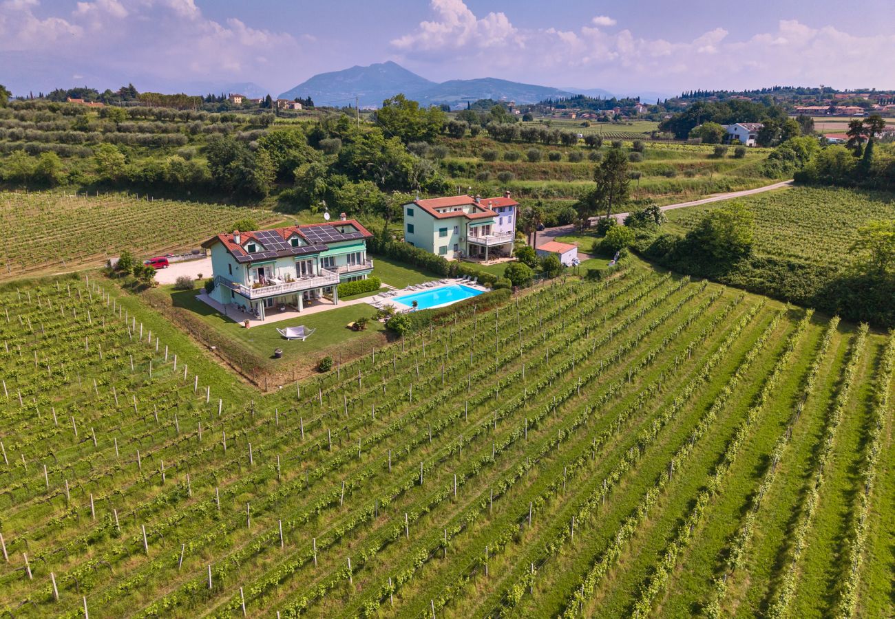 Appartamento a Pastrengo - Residenza Pastrengo - app. Lillà con piscina e terrazza