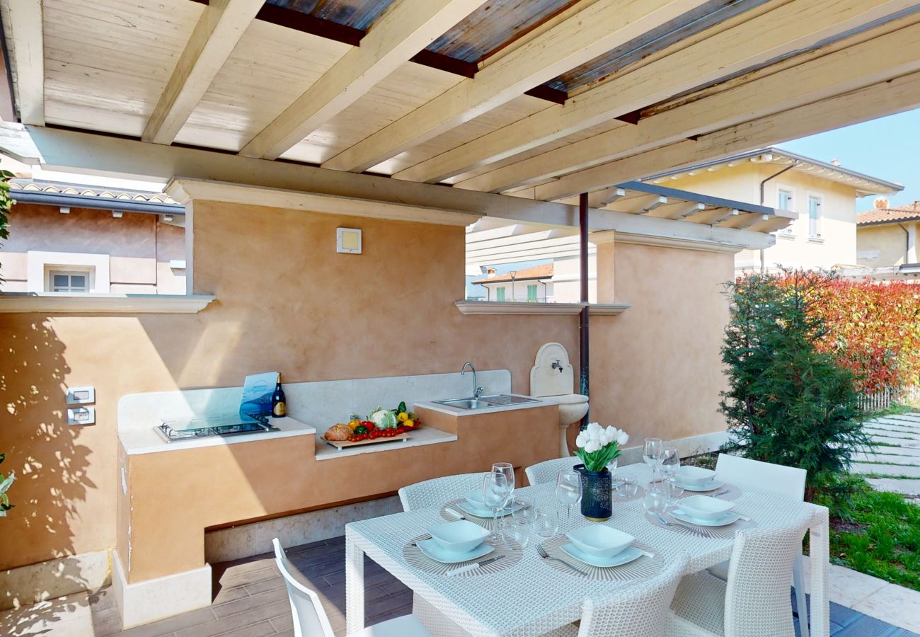 Villa a Manerba del Garda - Villa Dolcevita