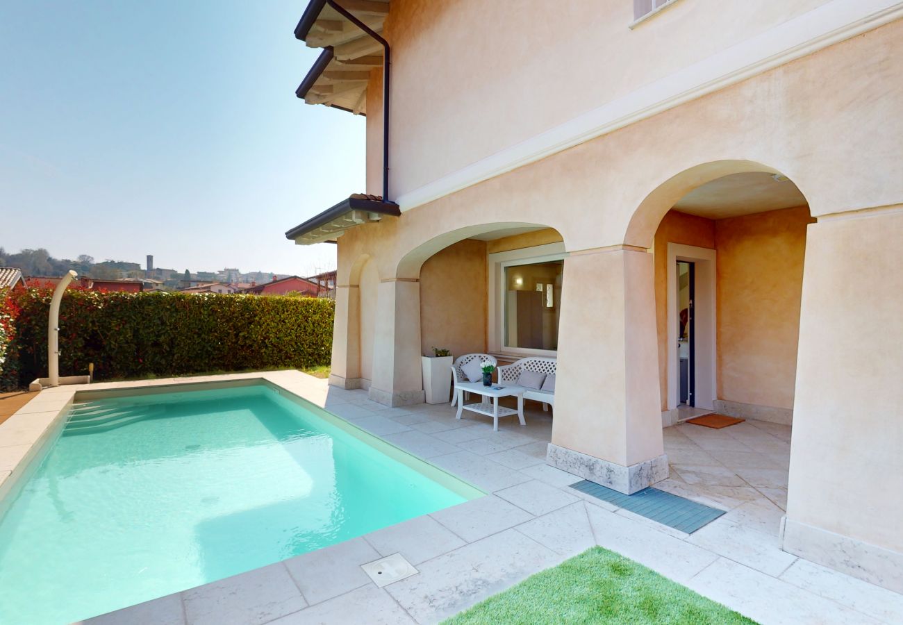 Villa a Manerba del Garda - Villa Dolcevita