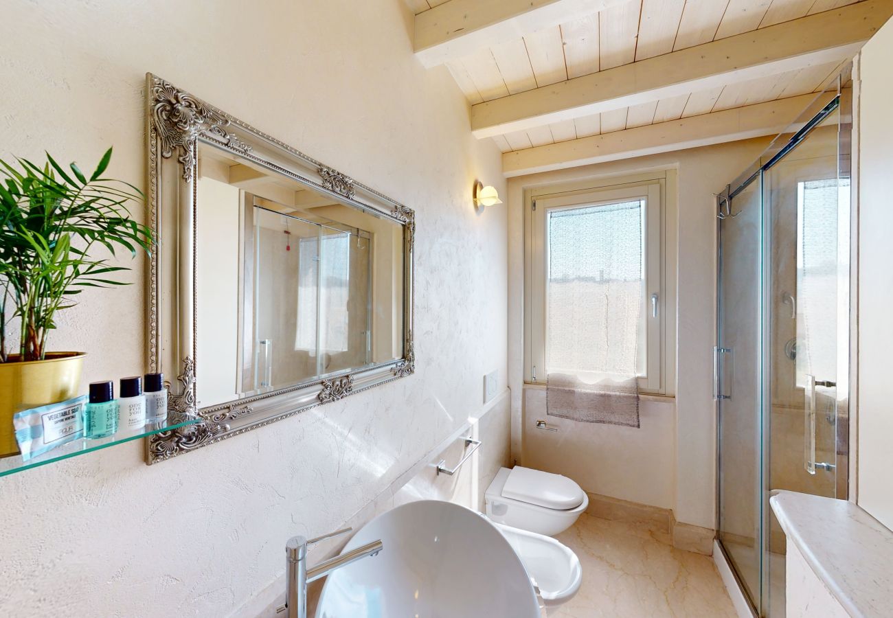 Villa a Manerba del Garda - Villa Dolcevita