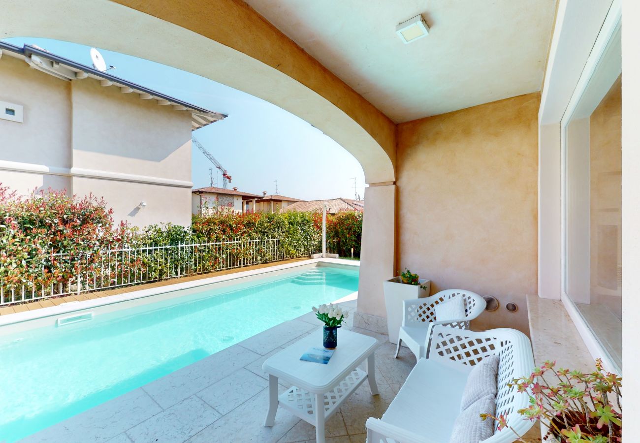 Villa a Manerba del Garda - Villa Dolcevita