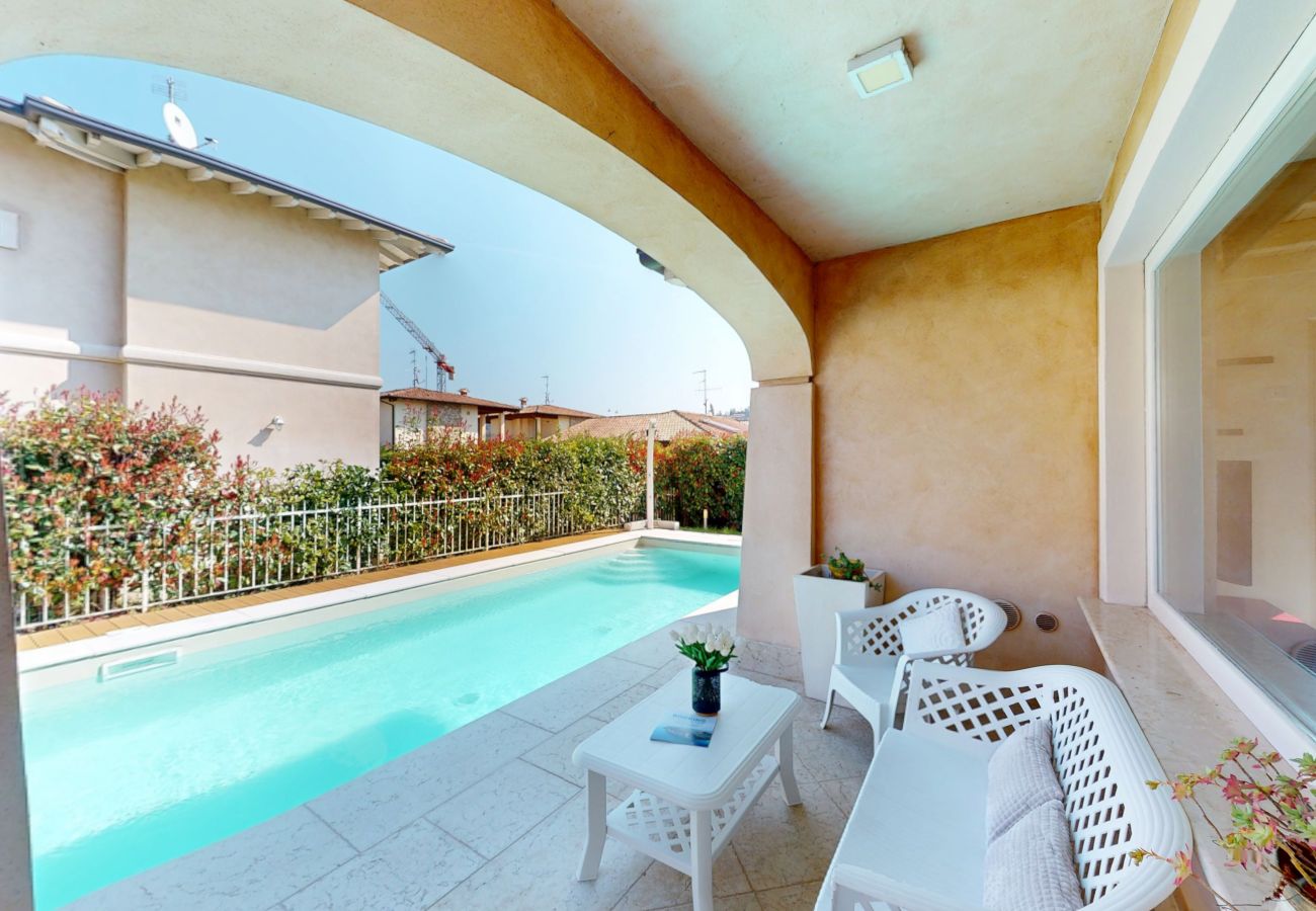 Villa a Manerba del Garda - Villa Dolcevita