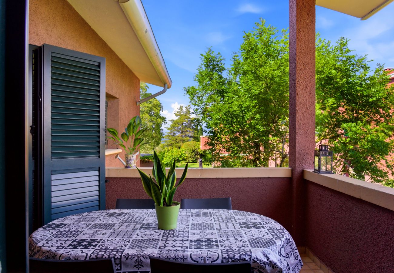 Appartamento a Bardolino - Regarda - Blue View 3 bilocale con piscina e vista lago