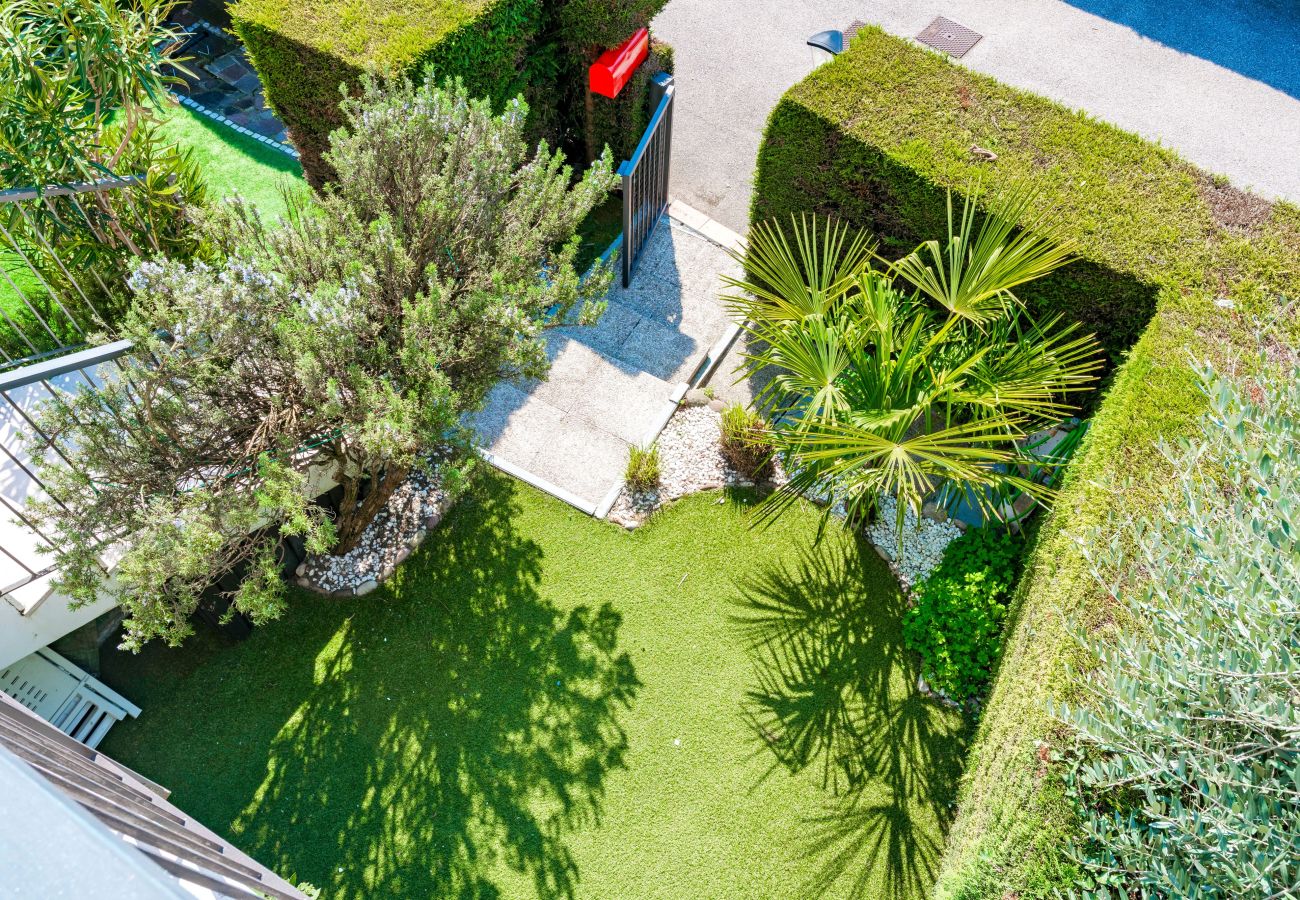 Appartamento a Lazise - Regarda - Bilocale Apple con piscina e parcheggio coperto