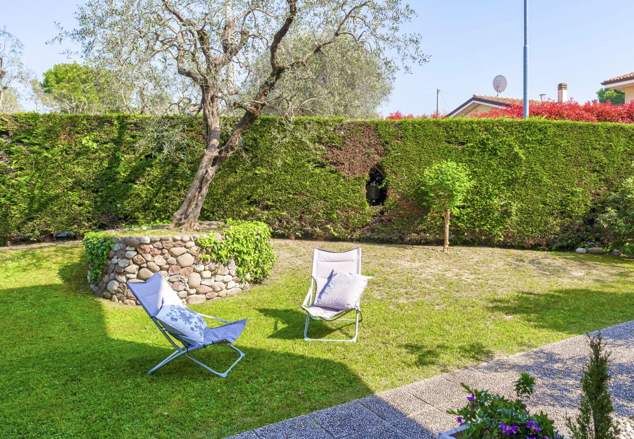 Appartamento a Bardolino - Regarda - Appartamento Emerald con piscina a pochi pasisi dalla spiaggia
