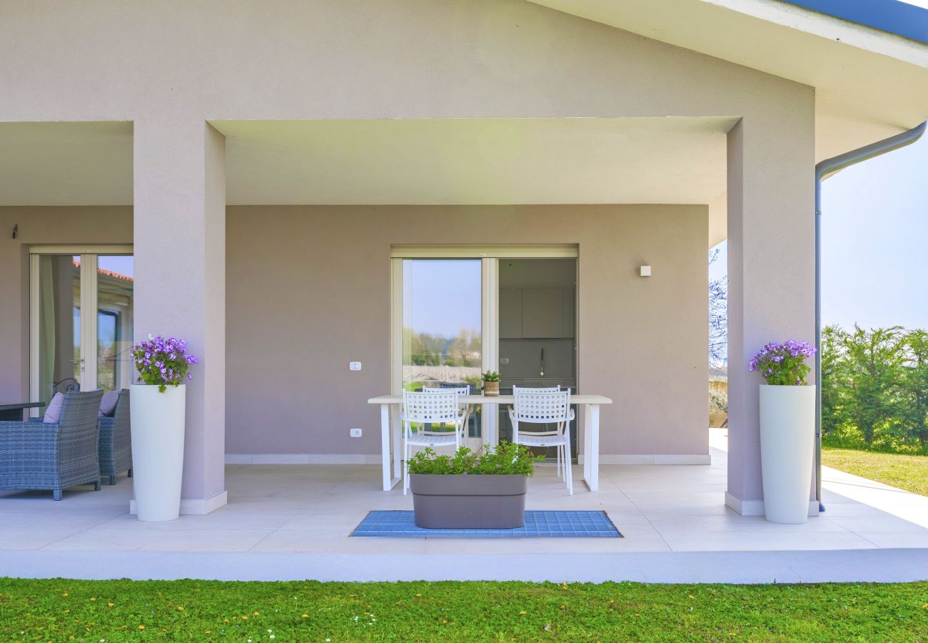 Appartamento a Lazise - Regarda - Lagobaldo bilocale con piscina e giardino