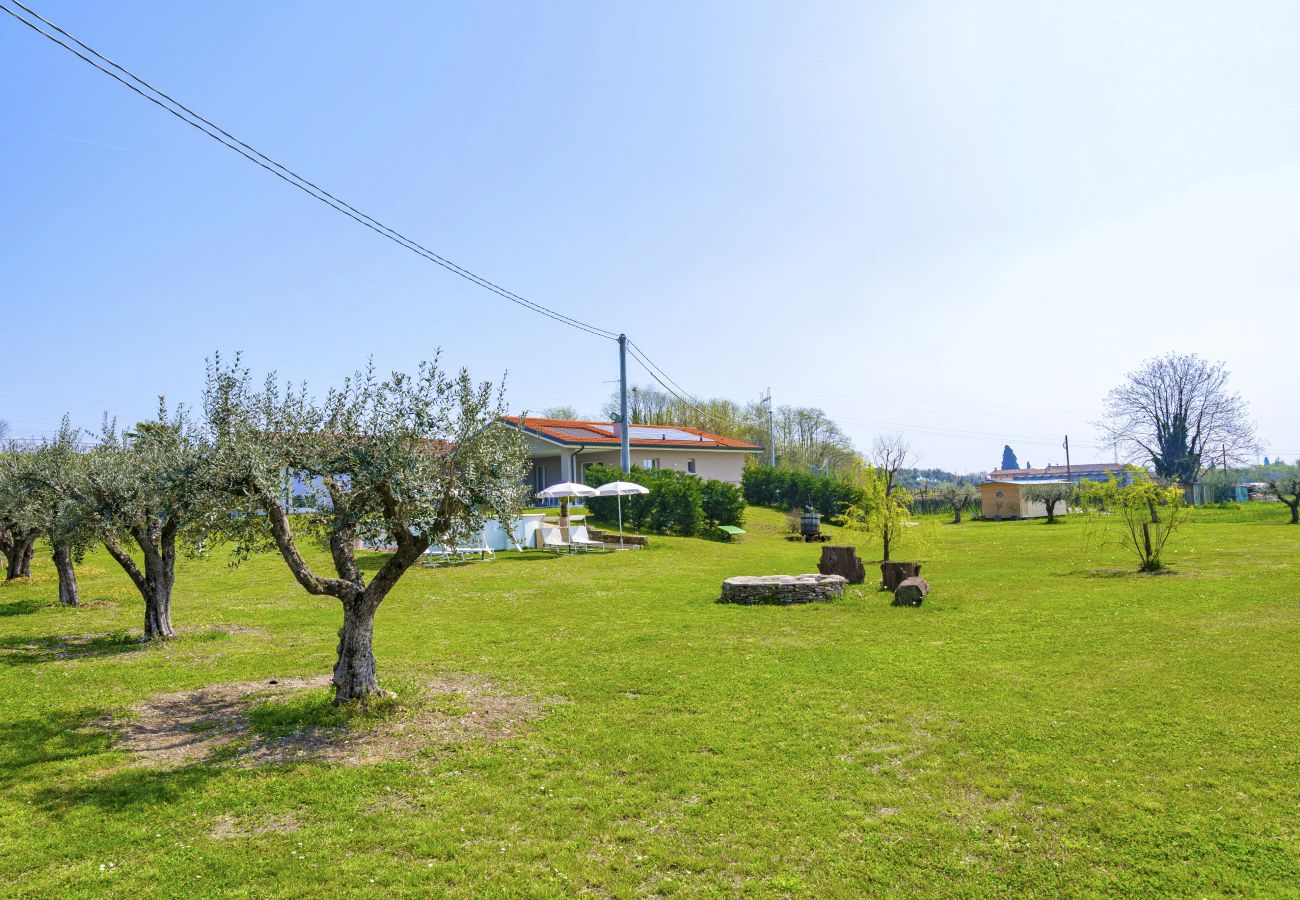Appartamento a Lazise - Regarda - Lagobaldo bilocale con piscina e giardino