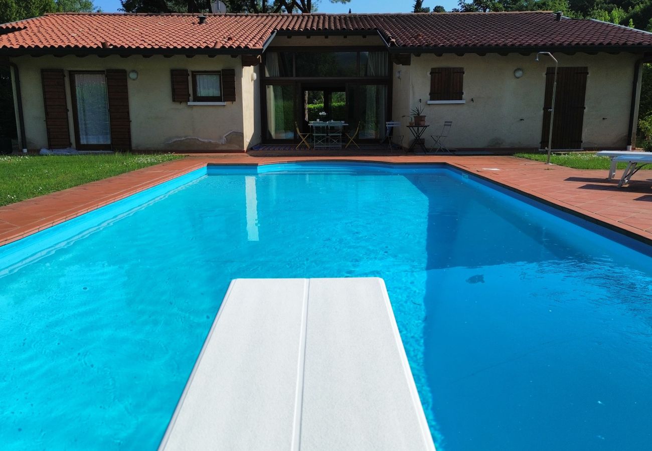 Villa a San Felice del Benaco - Villa Paradiso