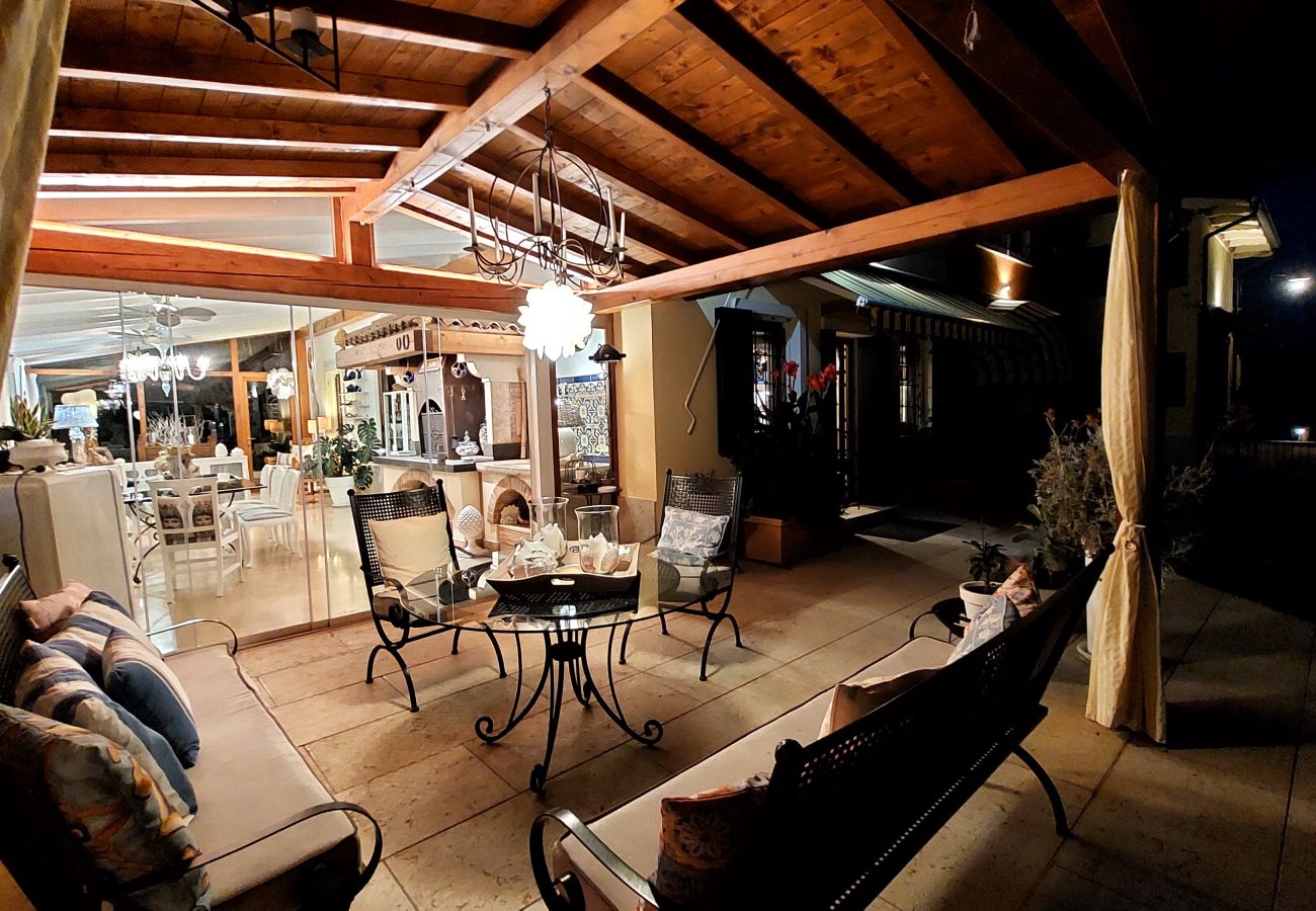Appartamento a Castelnuovo del Garda - Il Gelso del Garda Luxury Studio con giardino, piscina, palestra