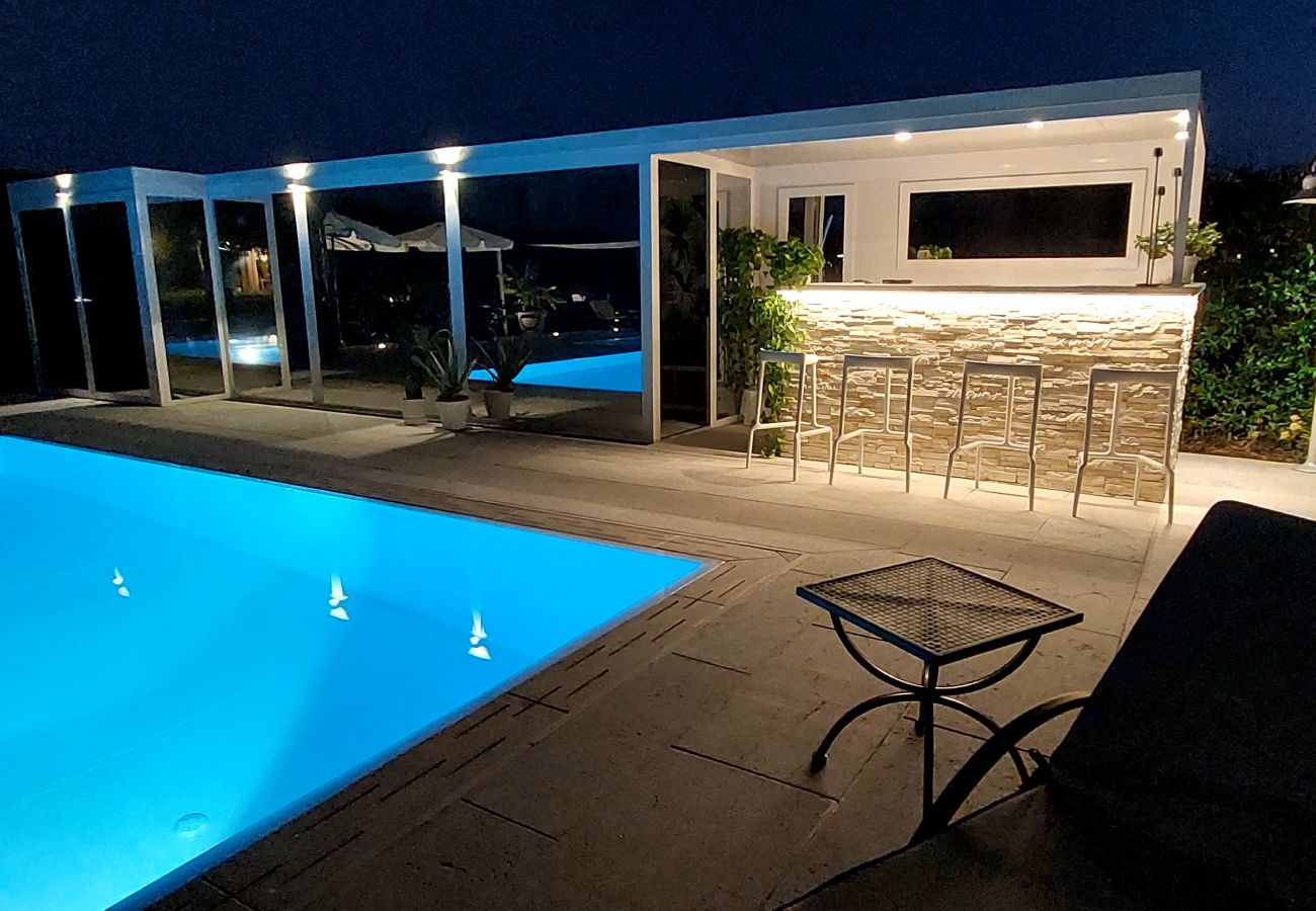 Appartamento a Castelnuovo del Garda - Il Gelso del Garda Luxury Studio con giardino, piscina, palestra