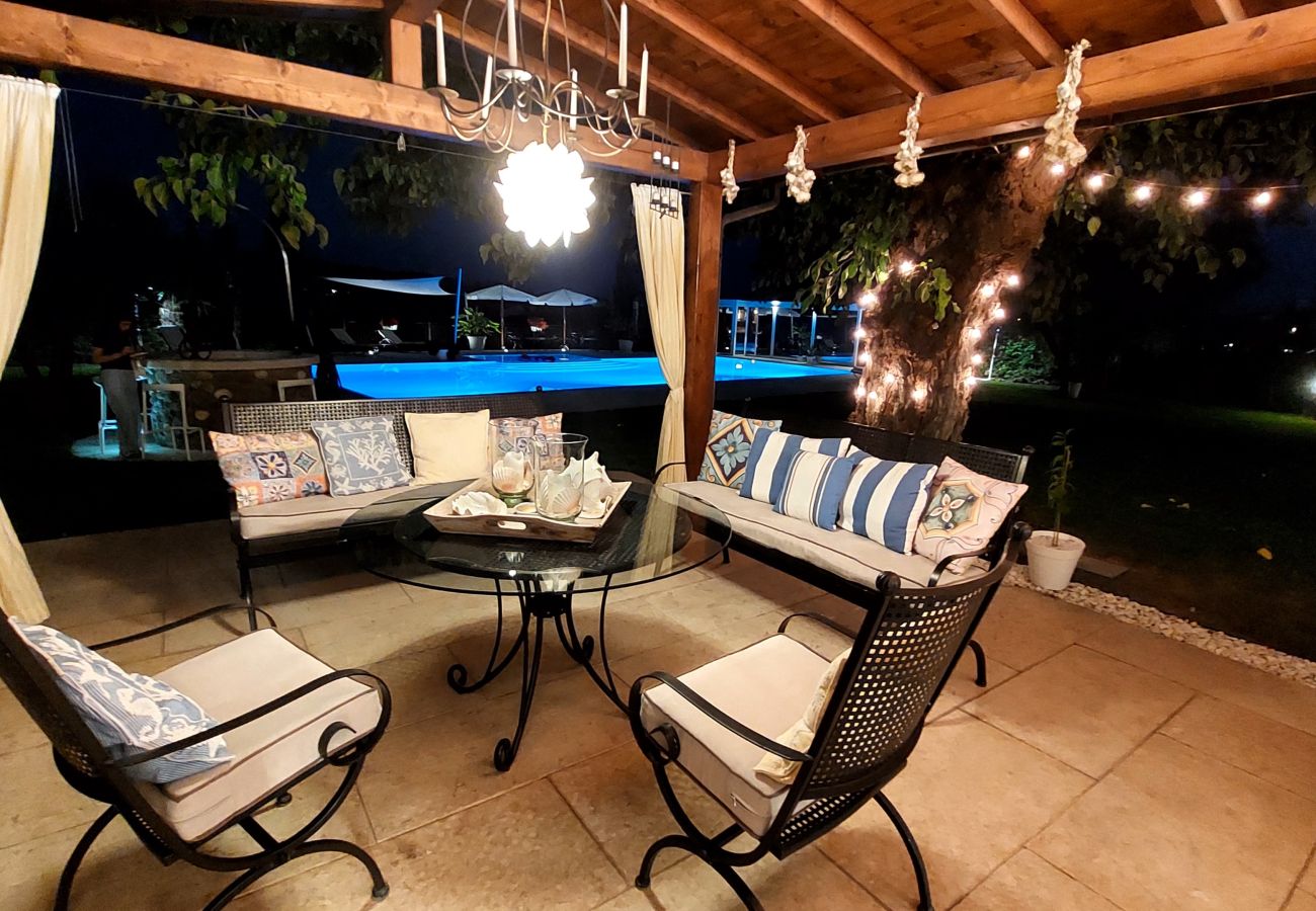 Appartamento a Castelnuovo del Garda - Il Gelso del Garda Luxury Studio con giardino, piscina, palestra