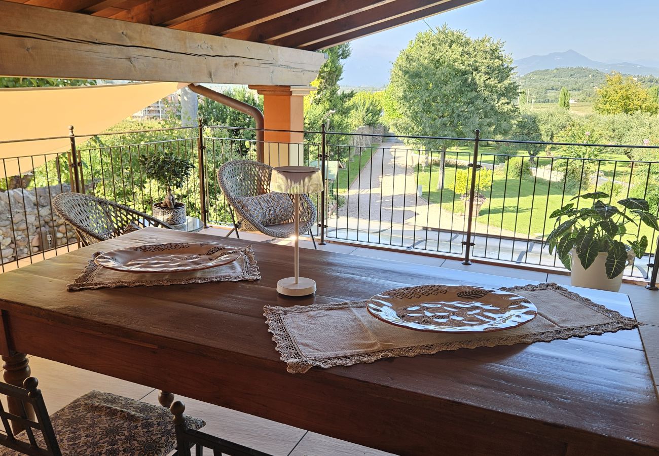 Appartamento a Castelnuovo del Garda - Il Gelso del Garda Luxury Suite con giardino, piscina, palestra