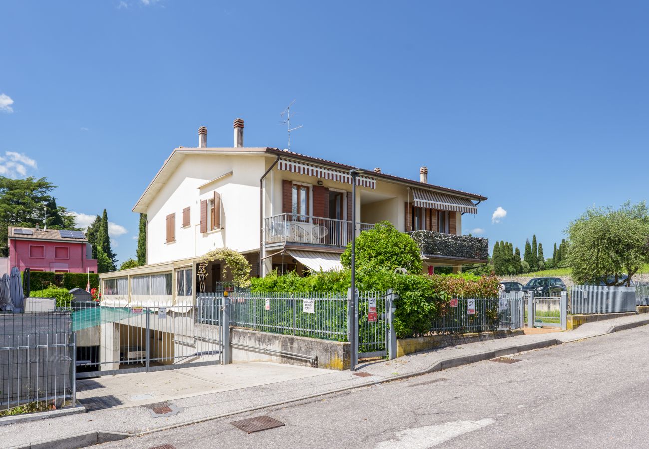 Appartamento a Lazise - Regarda - Golden House appartamento rinnovato con piscina