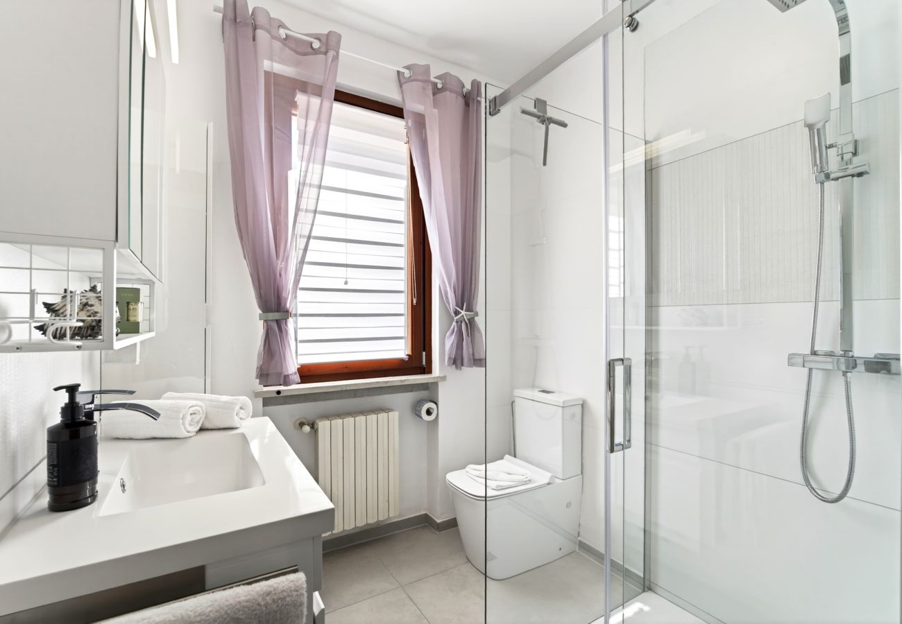 Appartamento a Lazise - Regarda - Appartamento Elvira con piscina vicino al centro