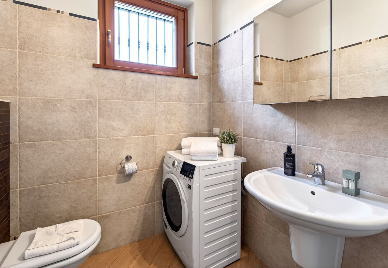 Appartamento a Lazise - Regarda - Appartamento Daphne con terrazza e piscina