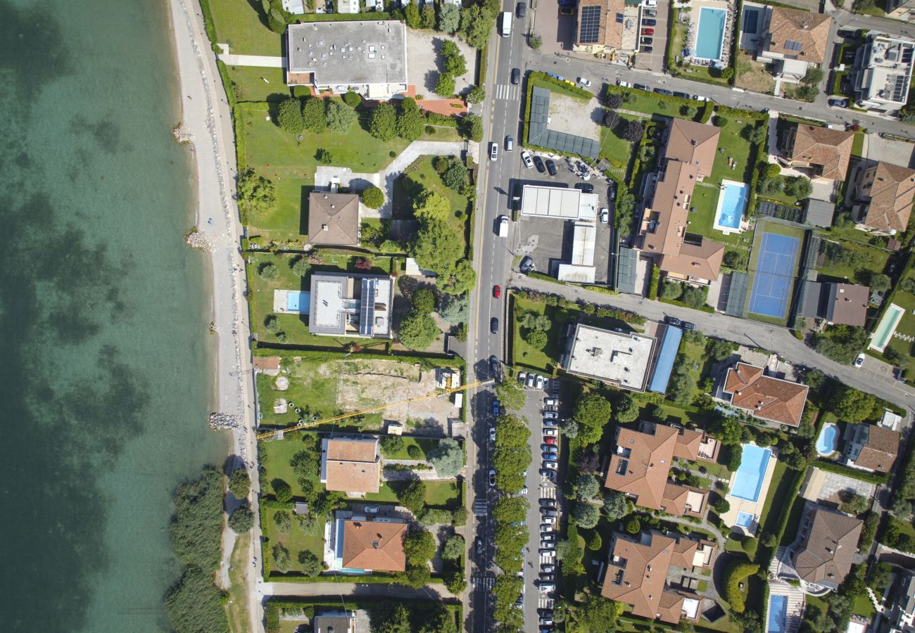 Appartamento a Bardolino - Regarda - Basiliko Sport appartamento con tennis e piscina