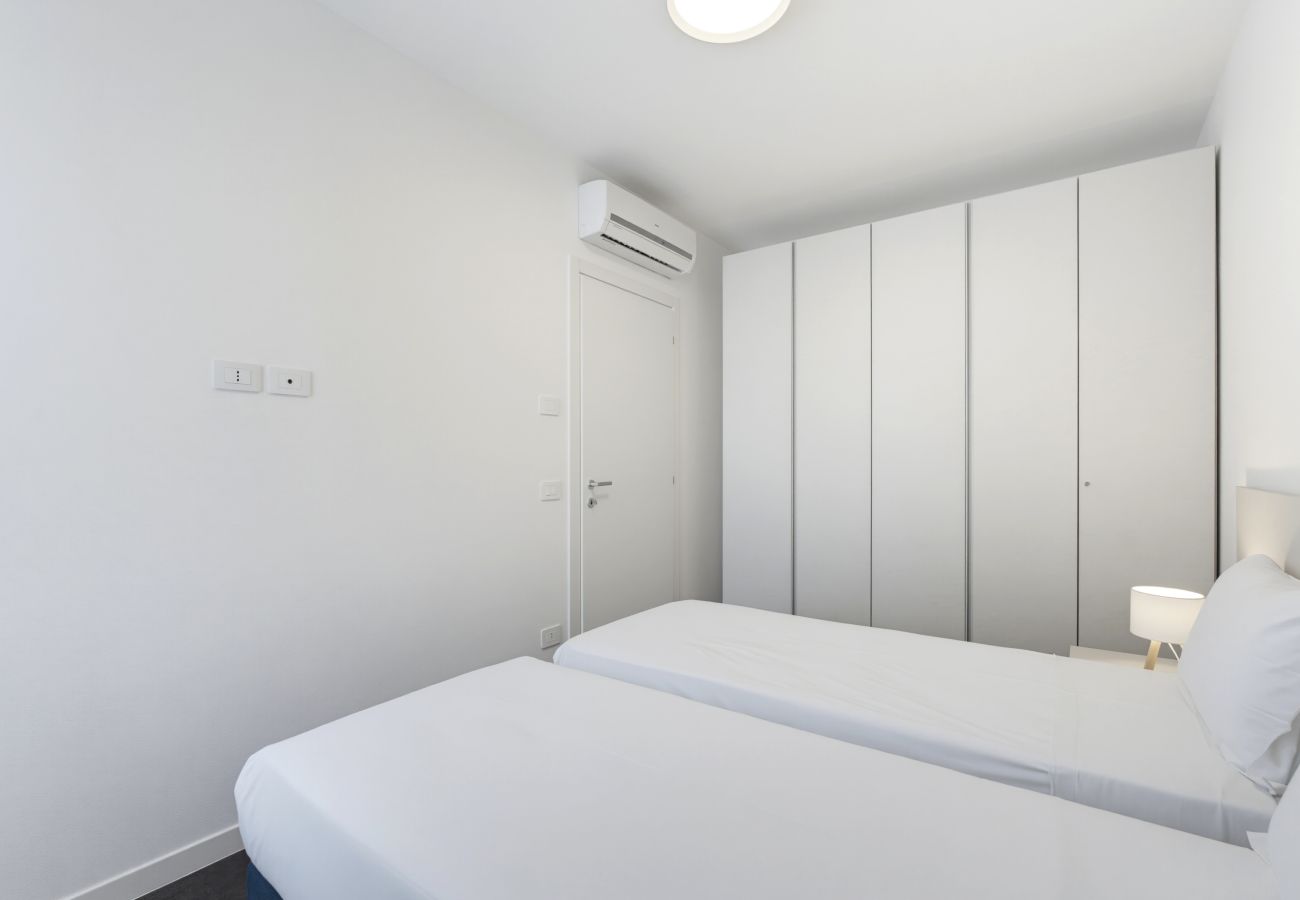 Appartamento a Peschiera del Garda - Regarda - Golf Breeze Garda Appartamento con piscina