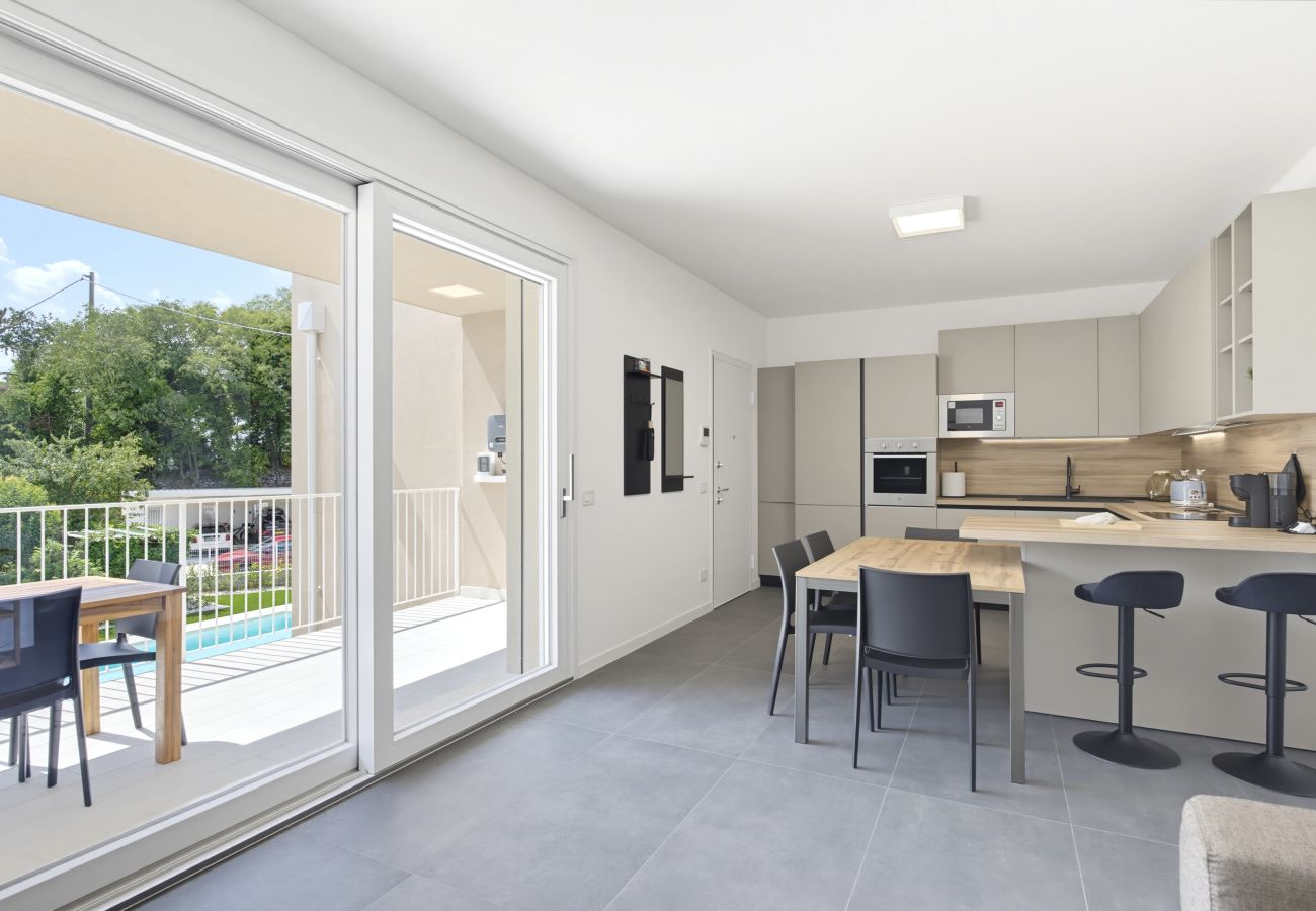 Appartamento a Peschiera del Garda - Regarda - Golf Breeze Garda Appartamento con piscina