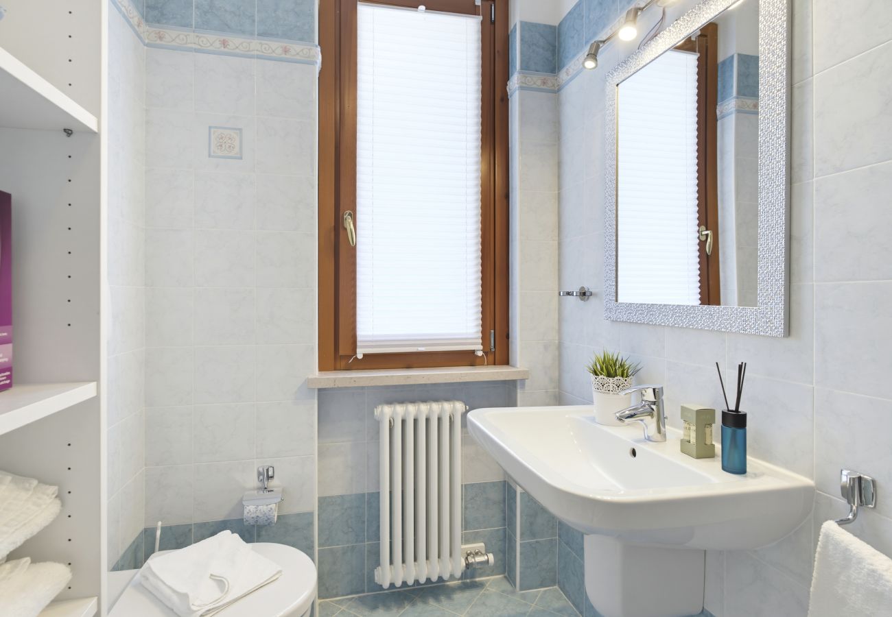 Appartamento a Lazise - Regarda - Basiliko Cosy Appartamento con piscina