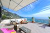Ferienhaus in Praiano - Casa La Ulivella - Große Terrasse mit Meerblick Ferienhaus in Praiano - Casa La Ulivella - Große Terrasse mit Meerblick