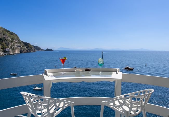  in Praiano - Romantic Room - Eine Flucht am Felsen