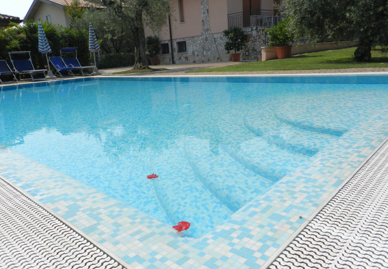 Studio in Lazise - Regarda - Studio Residence Allegra mit Pool, Wlan, Garten mit Grillplatz