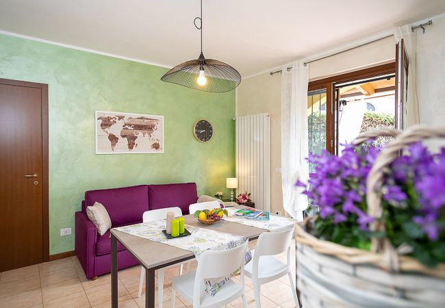  in Lazise - Regarda - Wohnung L'Archetto mit privat Garten, WLan, Pool