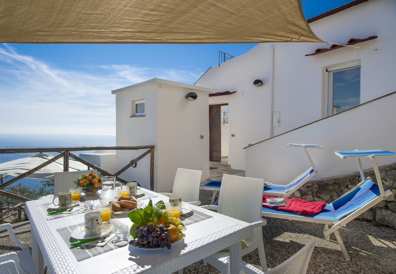 Ferienhaus in Praiano - Casa Punta Paradiso - Romantisches Refugium mit Meerblick