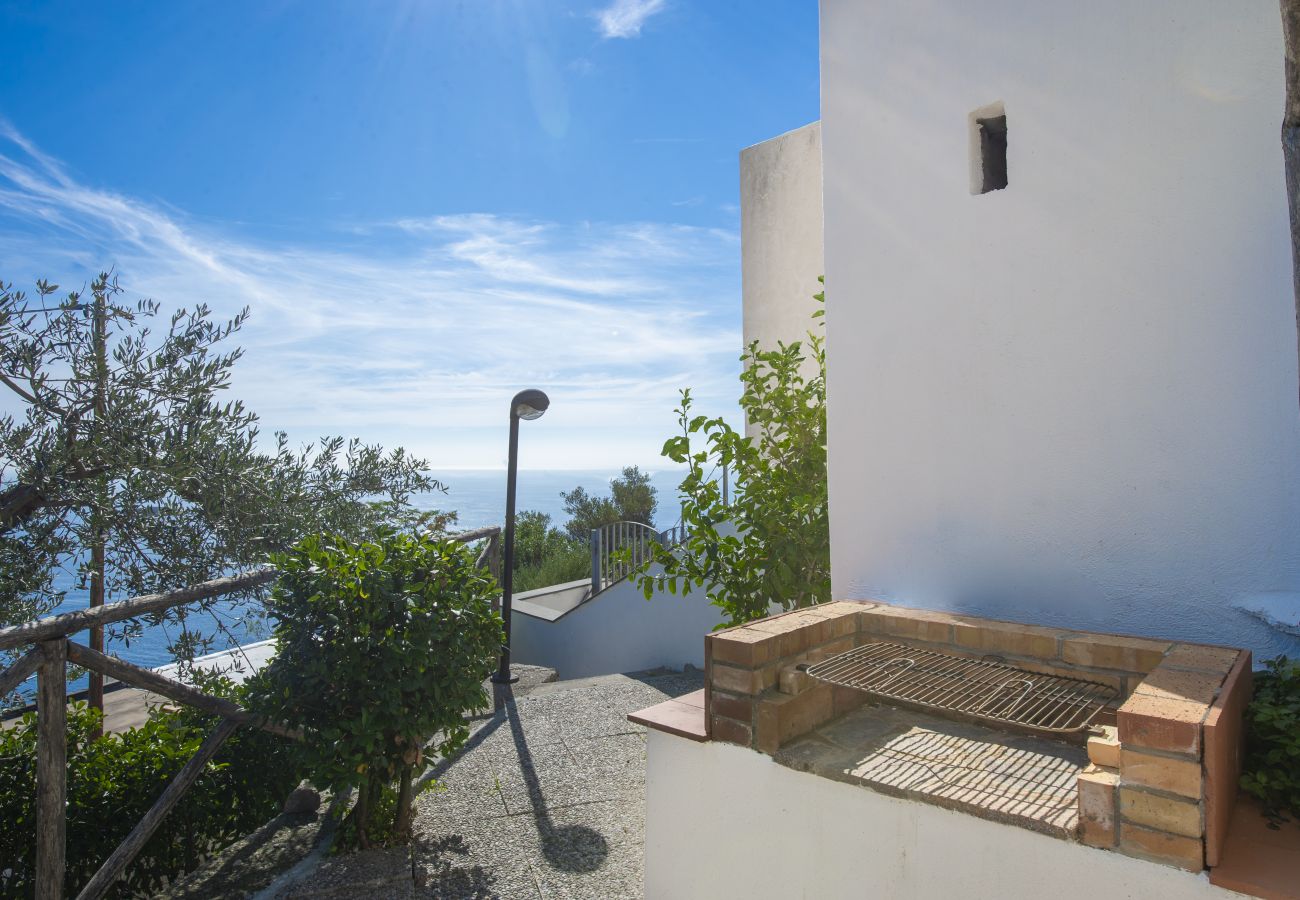Ferienhaus in Praiano - Casa Punta Paradiso - Romantisches Refugium mit Meerblick