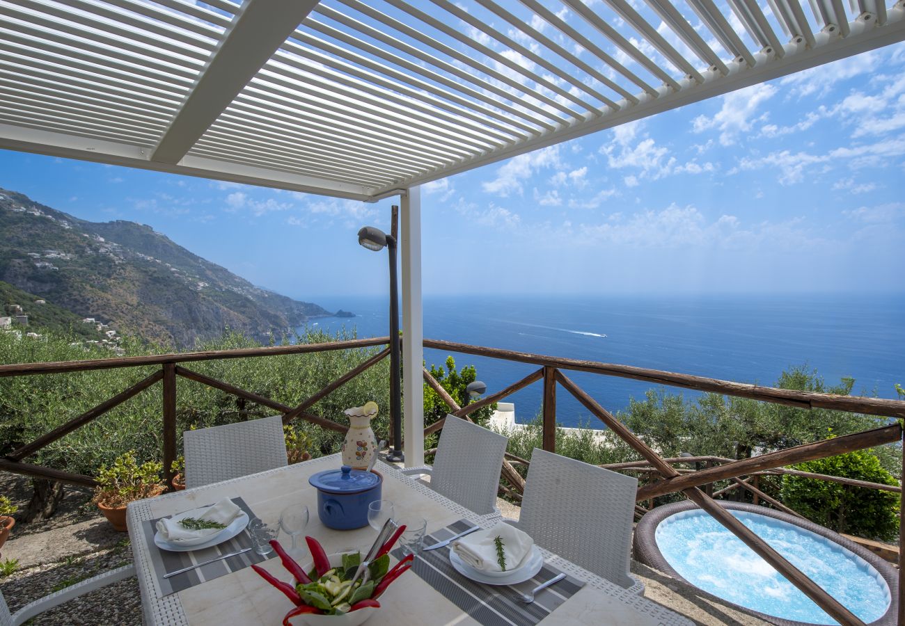 Ferienhaus in Praiano - Casa Punta Paradiso - Romantisches Refugium mit Meerblick
