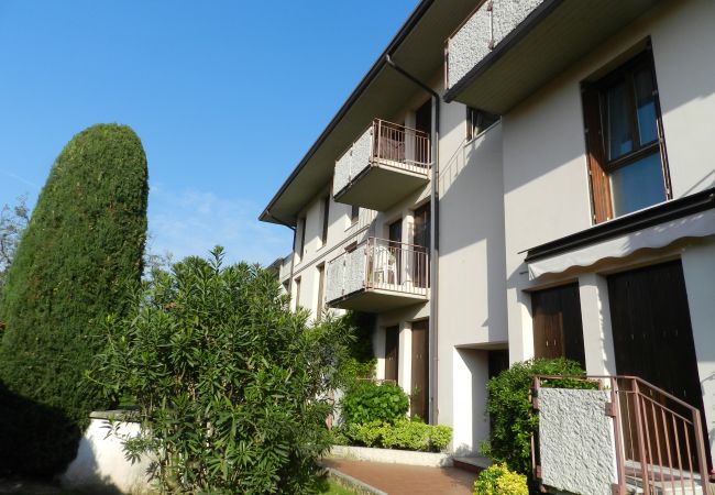 Ferienwohnung in Bardolino - ROMANTISCHE ZWEIZIMMERWOHUNG Ferienwohnung in Bardolino - ROMANTISCHE ZWEIZIMMERWOHUNG