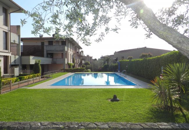 Ferienwohnung in Bardolino - ROMANTISCHE ZWEIZIMMERWOHUNG Ferienwohnung in Bardolino - ROMANTISCHE ZWEIZIMMERWOHUNG