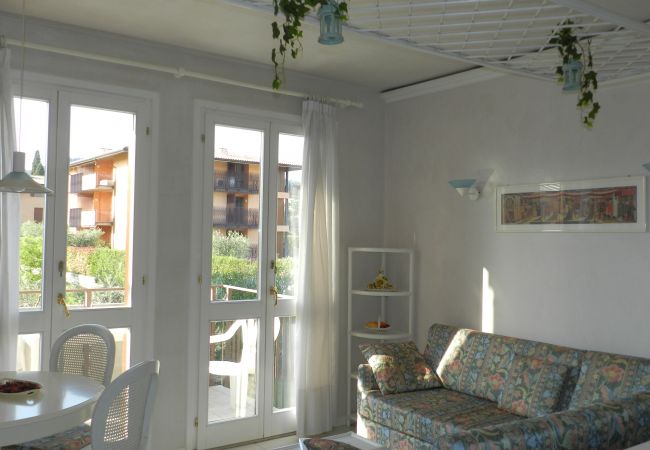 Ferienwohnung in Bardolino - ROMANTISCHE ZWEIZIMMERWOHUNG Ferienwohnung in Bardolino - ROMANTISCHE ZWEIZIMMERWOHUNG
