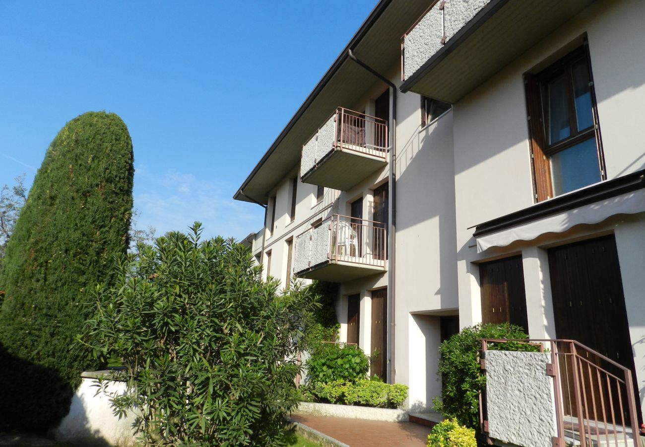 Ferienwohnung in Bardolino - ROMANTISCHE ZWEIZIMMERWOHUNG Ferienwohnung in Bardolino - ROMANTISCHE ZWEIZIMMERWOHUNG