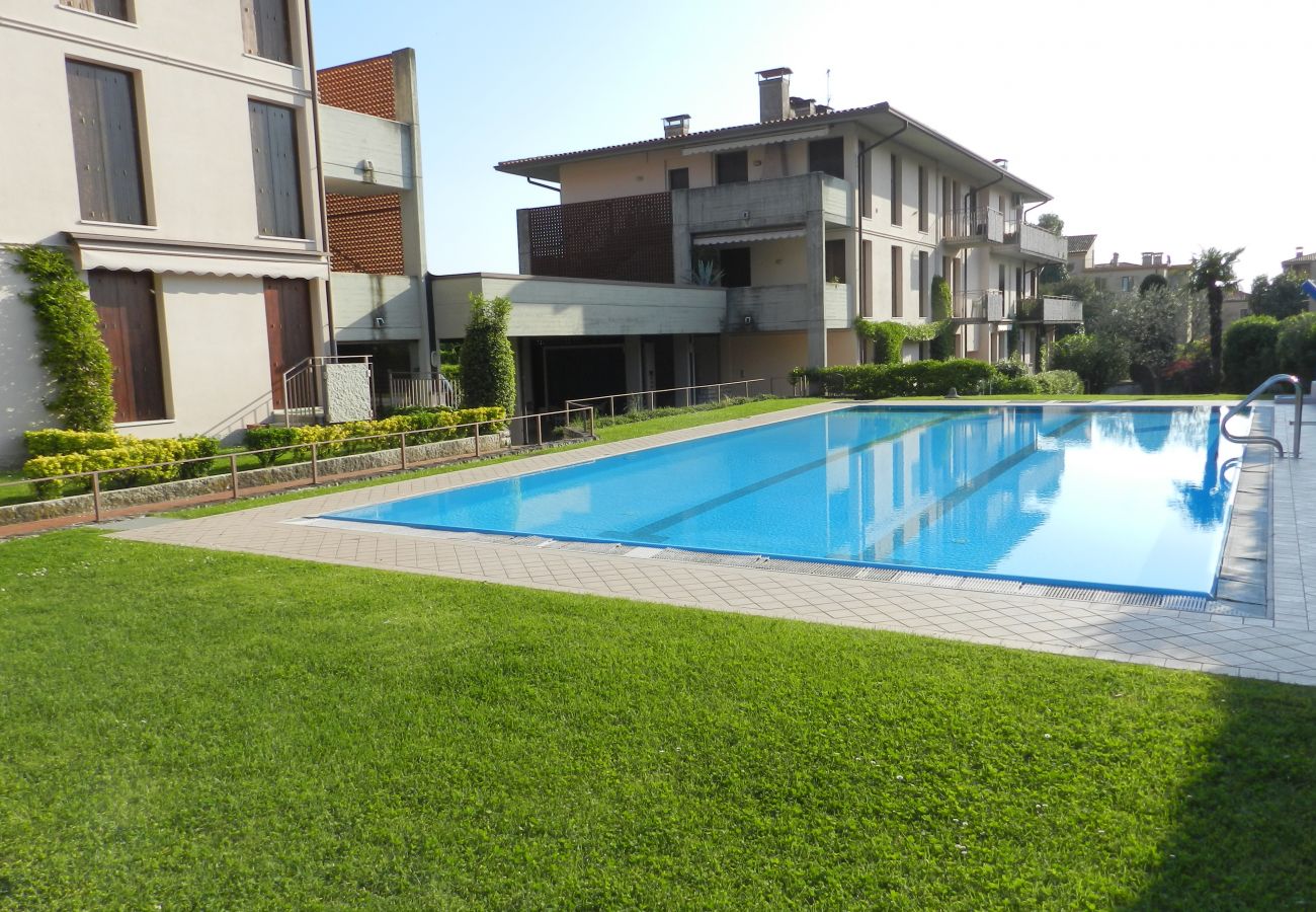 Ferienwohnung in Bardolino - ROMANTISCHE ZWEIZIMMERWOHUNG Ferienwohnung in Bardolino - ROMANTISCHE ZWEIZIMMERWOHUNG