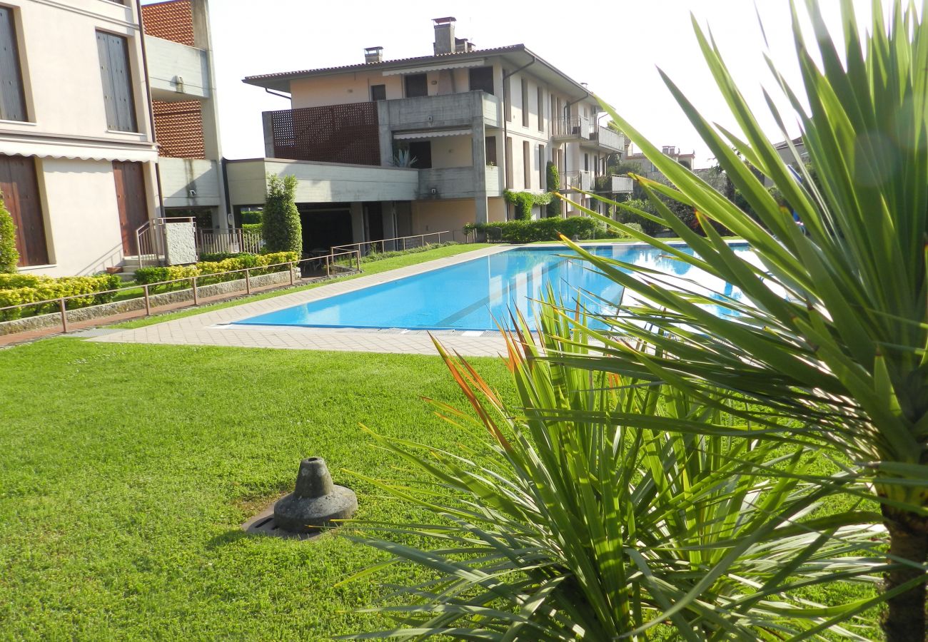Ferienwohnung in Bardolino - ROMANTISCHE ZWEIZIMMERWOHUNG Ferienwohnung in Bardolino - ROMANTISCHE ZWEIZIMMERWOHUNG