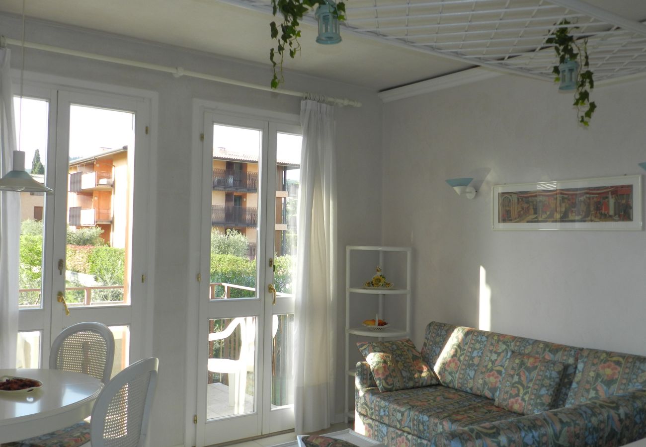Ferienwohnung in Bardolino - ROMANTISCHE ZWEIZIMMERWOHUNG Ferienwohnung in Bardolino - ROMANTISCHE ZWEIZIMMERWOHUNG