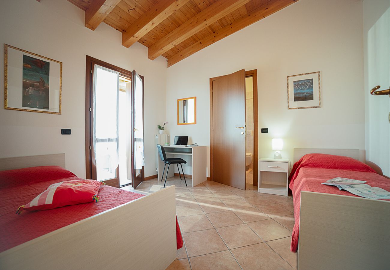 Ferienwohnung in Lazise - Regarda - Dreizimmerwohnung 